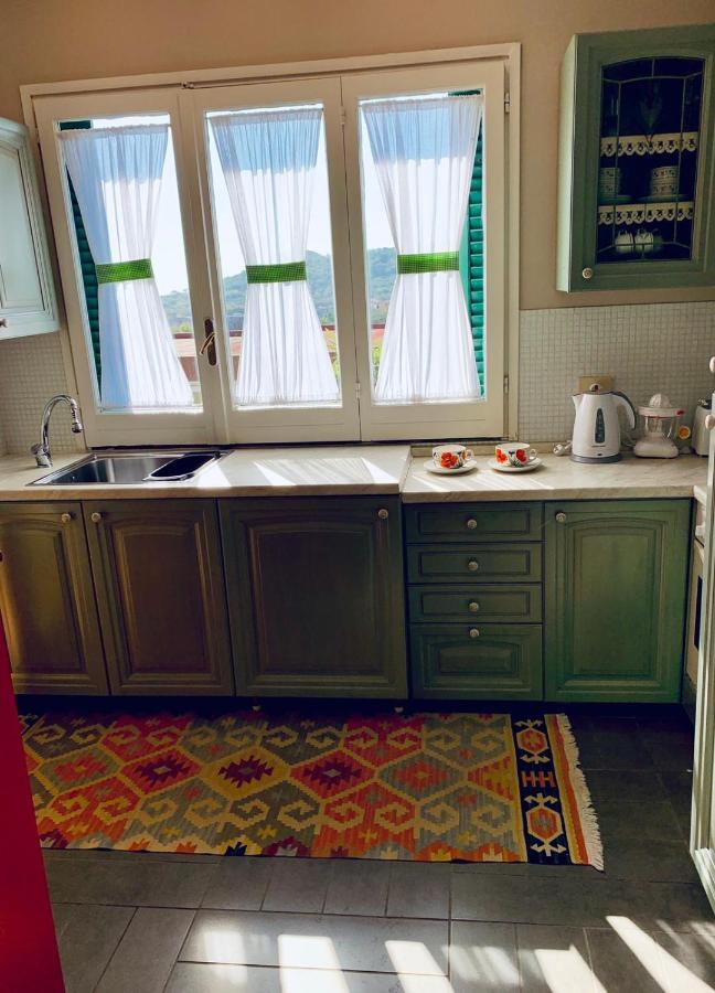 Отель La Casa Di Laura Поццуоли Экстерьер фото